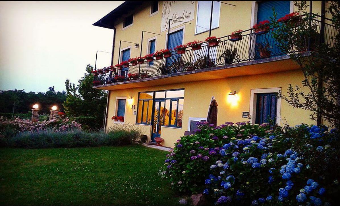 Agriturismo La Biandrina Carpignano Sesia Exterior foto